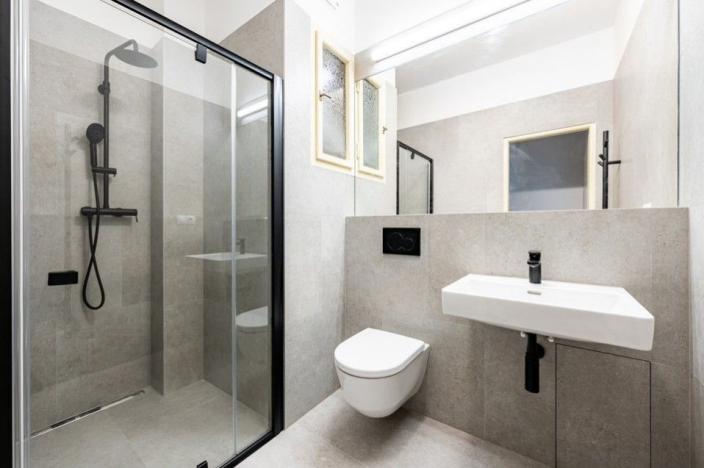 Pronájem bytu 2+kk, Praha - Karlín, Sokolovská, 69 m2