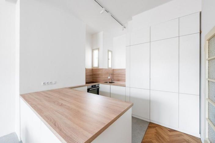 Pronájem bytu 2+kk, Praha - Karlín, Sokolovská, 69 m2