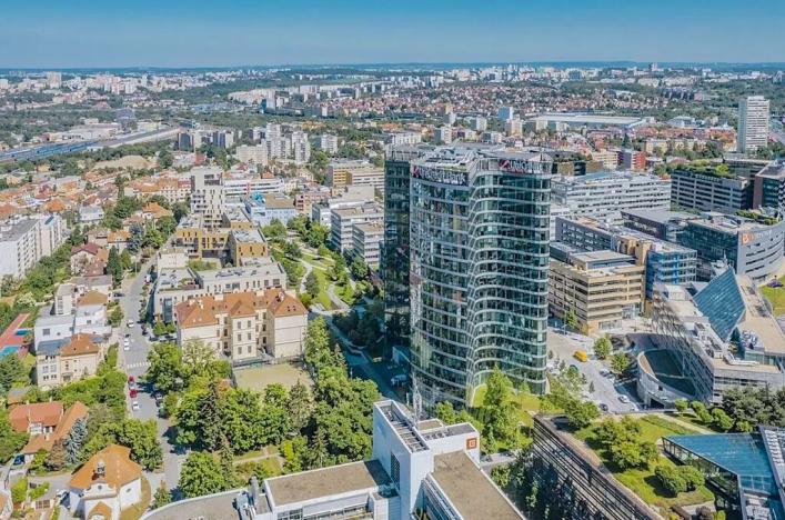 Pronájem kanceláře, Praha, 500 m2