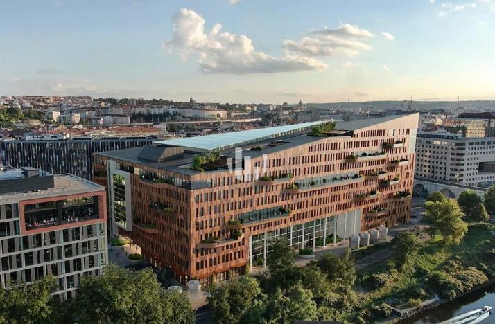 Pronájem kanceláře, Praha - Karlín, Karolinská, 800 m2