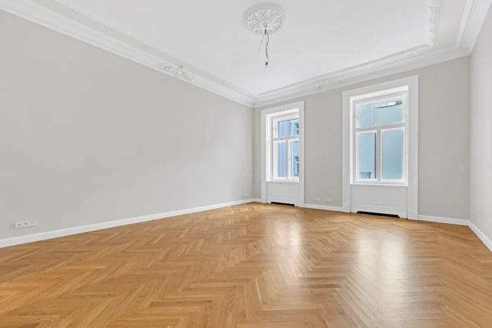 Pronájem kanceláře, Praha, 1000 m2