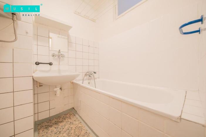 Pronájem bytu 2+1, Olomouc - Neředín, gen. Píky, 65 m2