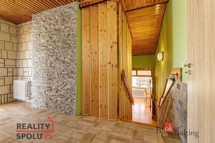 Prodej rodinného domu, Holasovice - Loděnice, 252 m2