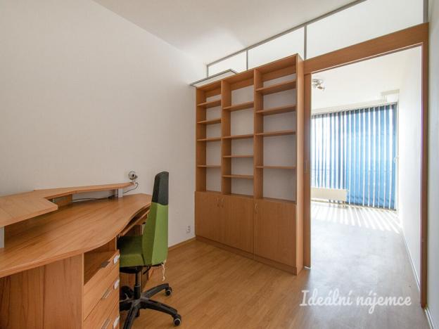 Pronájem bytu 2+kk, Praha - Háje, Steinerova, 63 m2