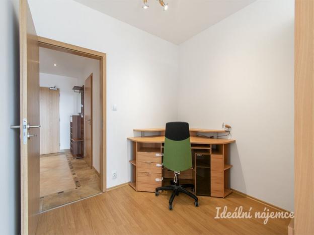 Pronájem bytu 2+kk, Praha - Háje, Steinerova, 63 m2