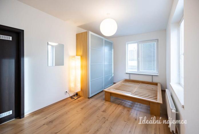 Pronájem bytu 3+kk, Praha, Formanská, 92 m2