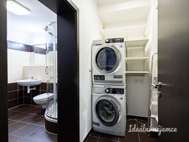 Pronájem bytu 3+kk, Praha, Formanská, 92 m2