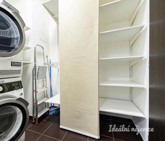 Pronájem bytu 3+kk, Praha, Formanská, 92 m2