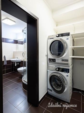 Pronájem bytu 3+kk, Praha, Formanská, 92 m2