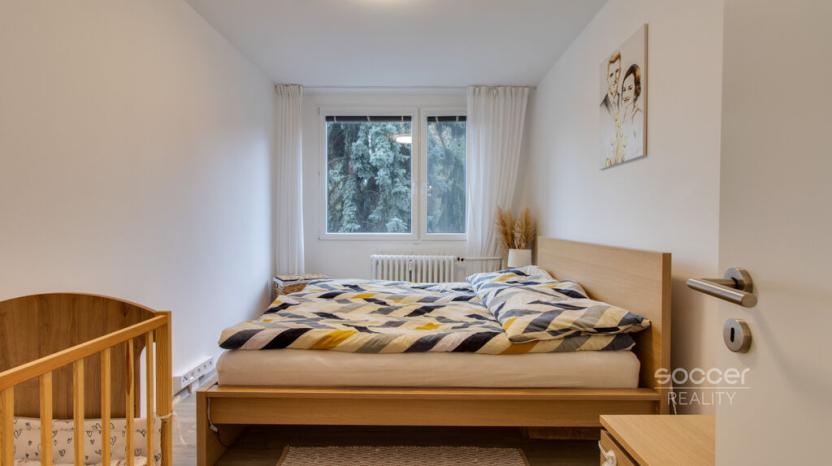 Pronájem bytu 2+kk, Praha - Kobylisy, Hrubého, 43 m2