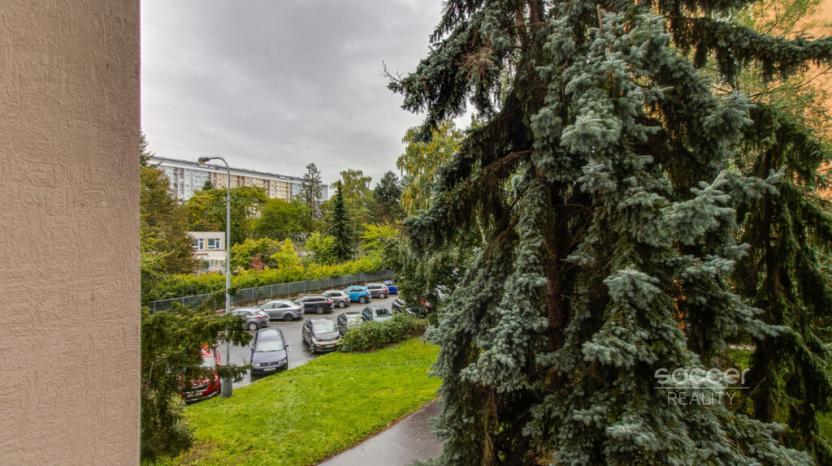 Pronájem bytu 2+kk, Praha - Kobylisy, Hrubého, 43 m2