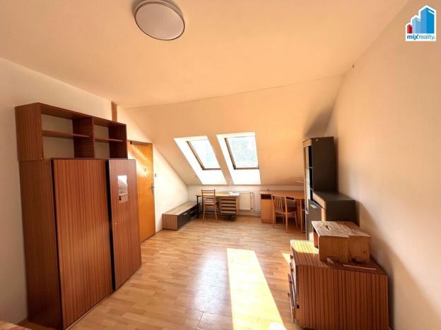 Pronájem bytu 2+1, Plzeň - Skvrňany, Křimická, 75 m2