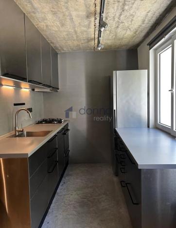 Pronájem bytu 2+kk, Praha, Hlavní, 76 m2