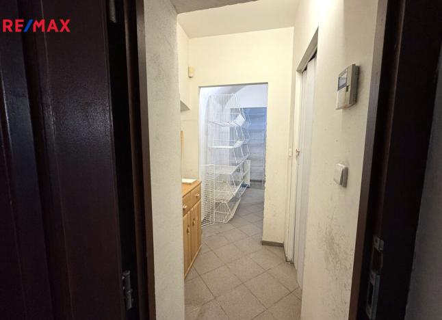 Pronájem obchodního prostoru, Šternberk, Hlavní náměstí, 58 m2