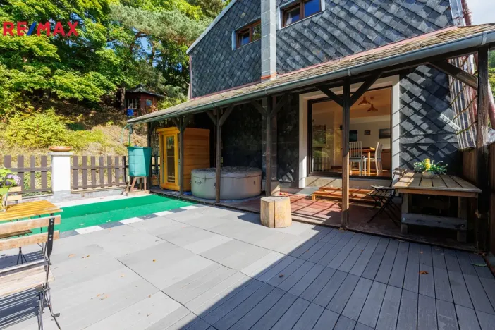 Prodej rodinného domu, Karlovy Vary, Pražská silnice, 450 m2