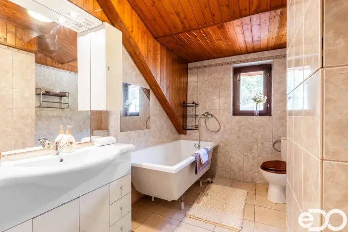 Prodej rodinného domu, Žebrák, Vápenice, 157 m2