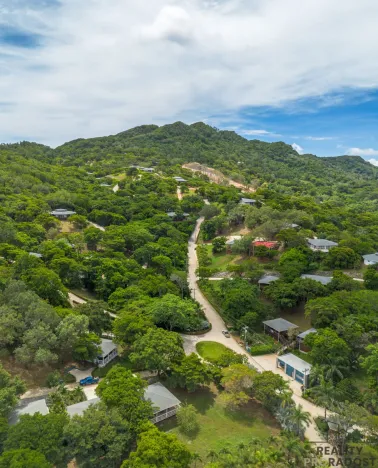 Prodej pozemku pro bydlení, Camp Bay,Honduras, 740 m2