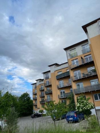 Pronájem garážového stání, Olomouc, Mošnerova, 16 m2