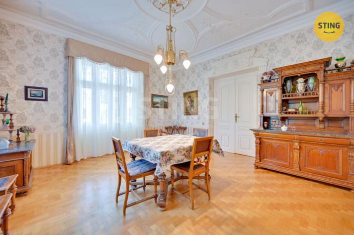 Prodej vily, Luže - Radim, 700 m2