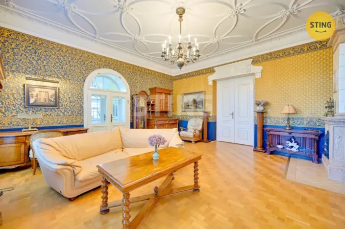 Prodej vily, Luže - Radim, 700 m2