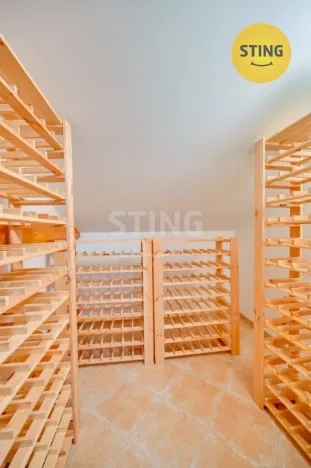 Prodej vily, Luže - Radim, 700 m2