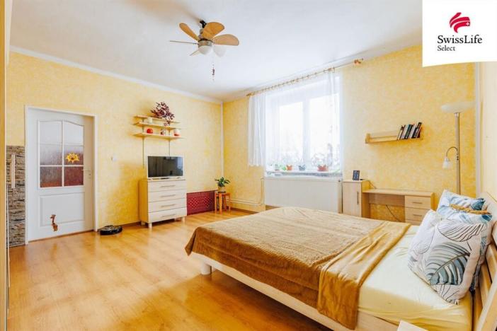 Prodej obchodního prostoru, Znojmo, Stanislavova, 200 m2