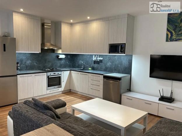 Pronájem bytu 2+kk, Brno, Šafaříkova, 65 m2