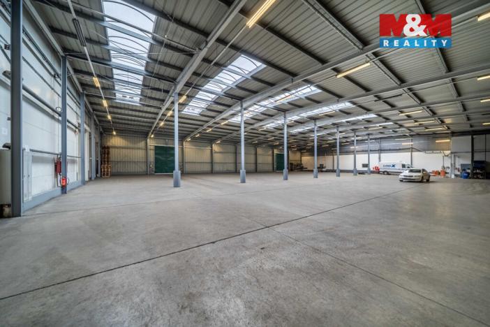 Pronájem výrobních prostor, Volduchy, 1866 m2