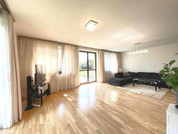 Pronájem rodinného domu, Trnová, 198 m2