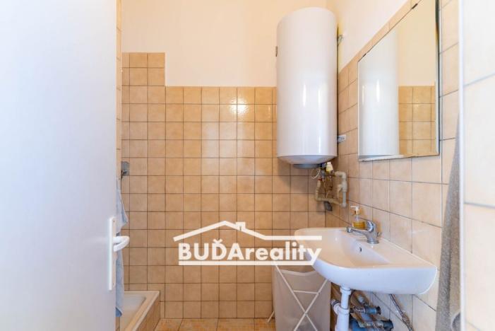 Prodej výrobních prostor, Hulín - Záhlinice, 1100 m2