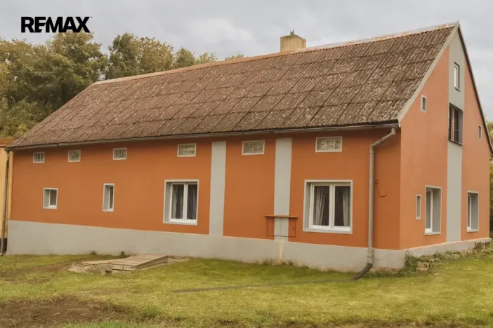Prodej rodinného domu, Valeč - Velký Hlavákov, 298 m2