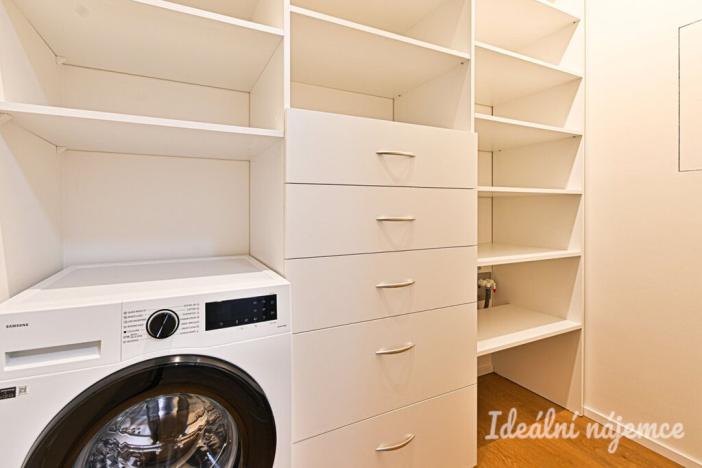 Pronájem bytu 2+kk, Brno, Ghegova, 68 m2