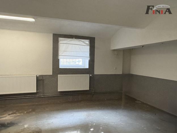 Pronájem obchodního prostoru, Nový Bor - Arnultovice, B. Egermanna, 77 m2