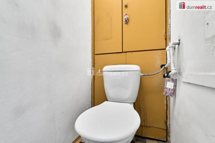 Prodej bytu 3+1, Ostrov, Kollárova, 70 m2