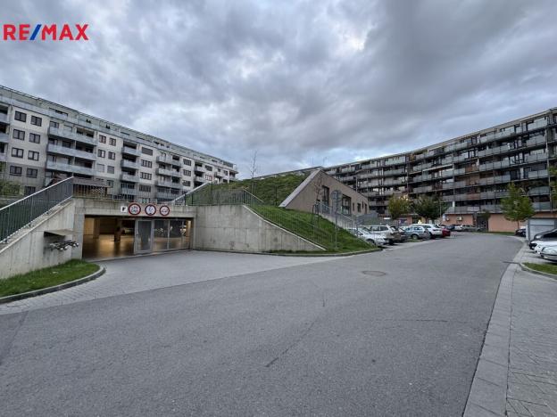 Pronájem garážového stání, Olomouc, Camilla Sitteho, 20 m2