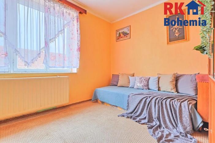 Prodej vícegeneračního domu, Chrášťany, 218 m2