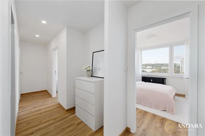 Prodej bytu 4+kk, Praha - Kobylisy, Třebenická, 73 m2