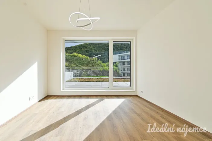 Pronájem bytu 2+kk, Brno - Komín, Bystrcká, 49 m2