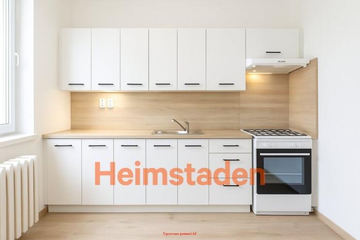 Pronájem bytu 2+1, Karviná - Nové Město, tř. Osvobození, 57 m2