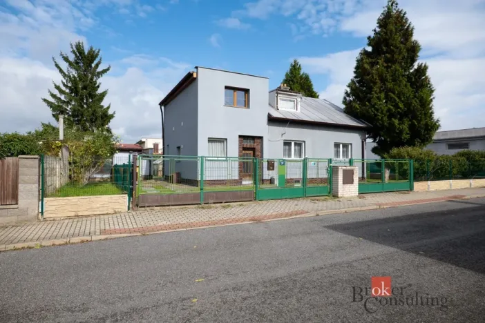 Prodej rodinného domu, Jirny, 160 m2