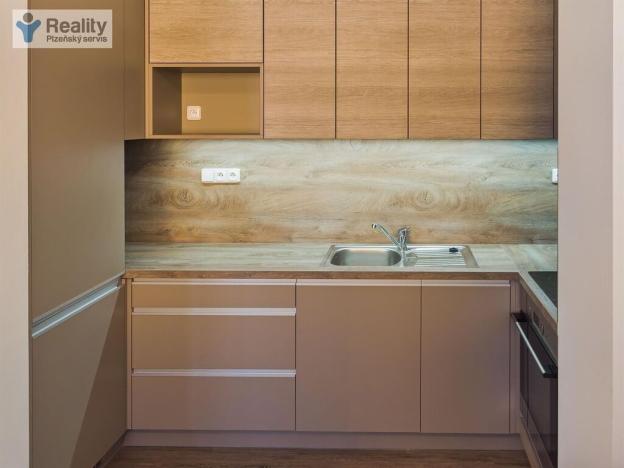 Pronájem bytu 2+kk, Plzeň - Východní Předměstí, Plzenecká, 55 m2