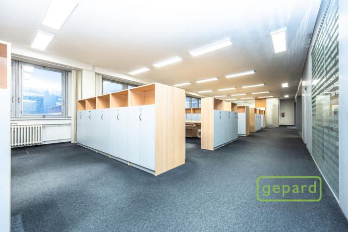 Pronájem kanceláře, Praha - Motol, Plzeňská, 132 m2