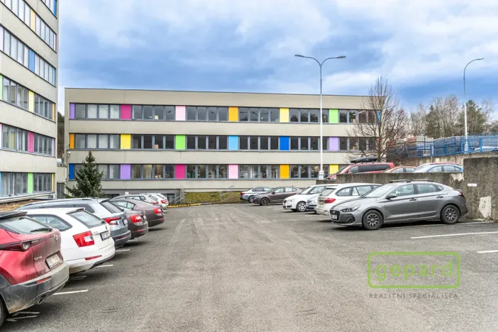 Pronájem kanceláře, Praha - Motol, Plzeňská, 132 m2