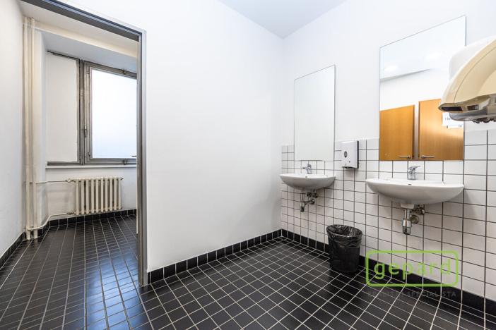 Pronájem kanceláře, Praha - Motol, Plzeňská, 98 m2