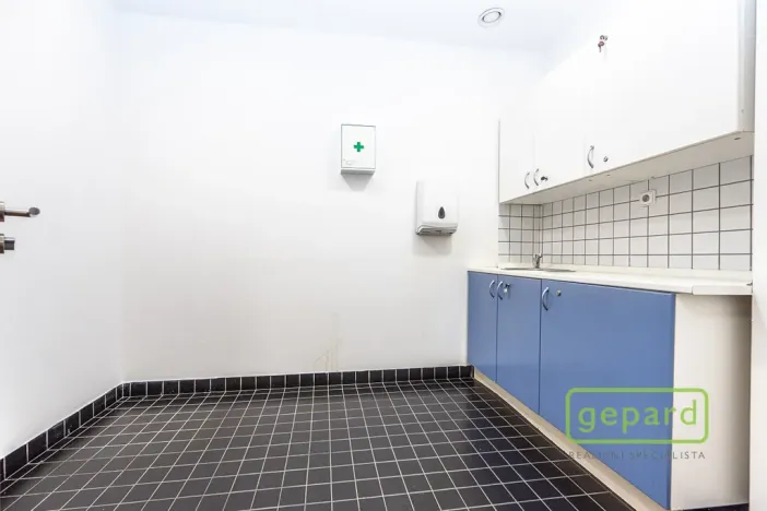 Pronájem kanceláře, Praha - Motol, Plzeňská, 98 m2