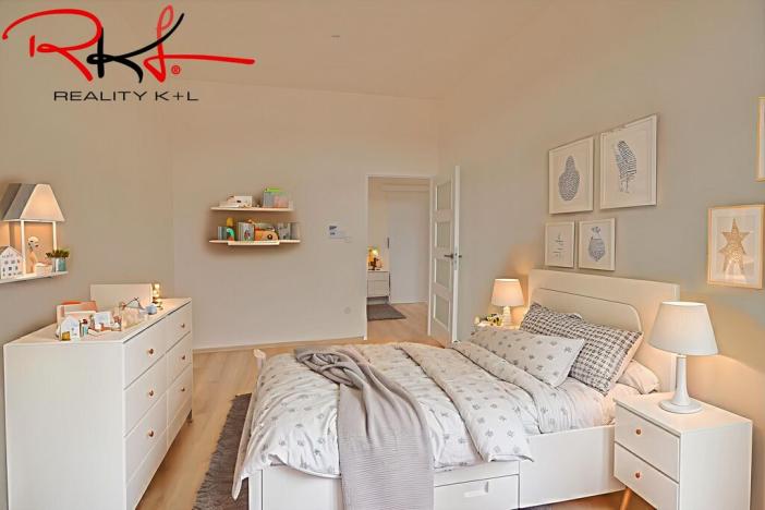 Prodej bytu 3+1, Veltrusy, Komenského, 65 m2