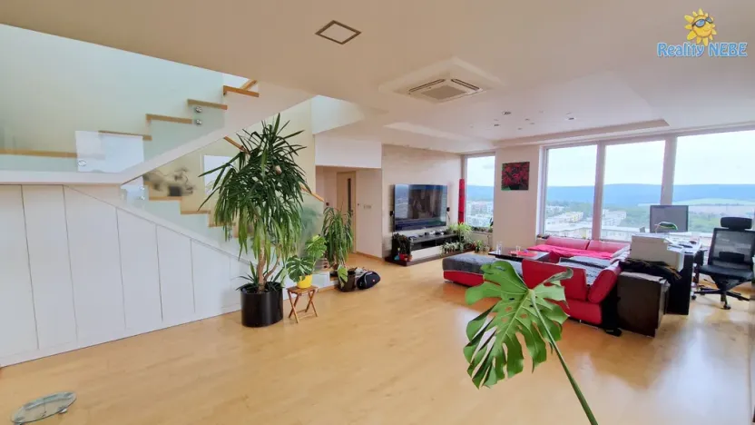 Prodej bytu 4+kk, Brno - Lesná, Majdalenky, 446 m2