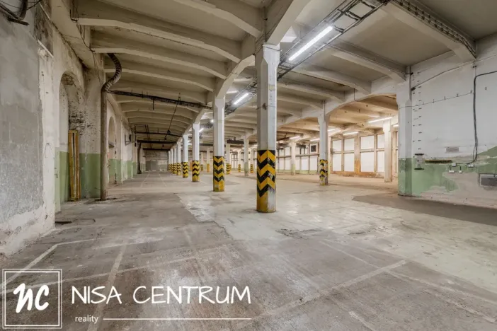 Pronájem výrobních prostor, Hostinné, Nádražní, 6000 m2