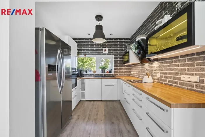 Prodej rodinného domu, Stěžery - Stěžírky, 215 m2