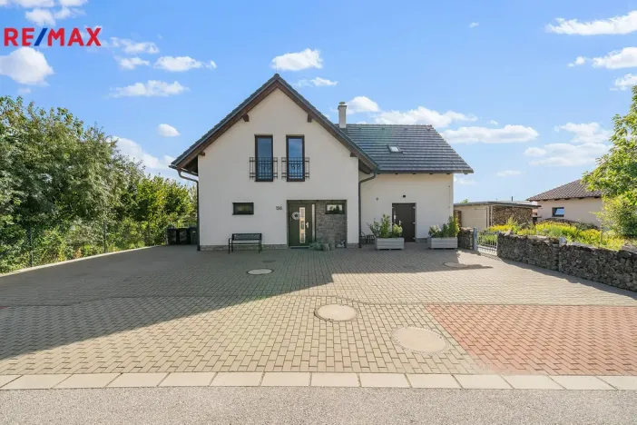 Prodej rodinného domu, Stěžery - Stěžírky, 215 m2